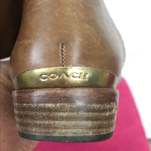 SALE PRICE DROP Authentic COACH tan leather and gold hardware riding boots - Picture 5 of 9